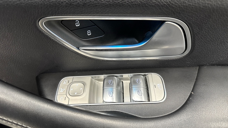 Mercedes-Benz GLE 300d 4Matic AMG Line Premium 5dr 9G-Tronic Diesel Estate